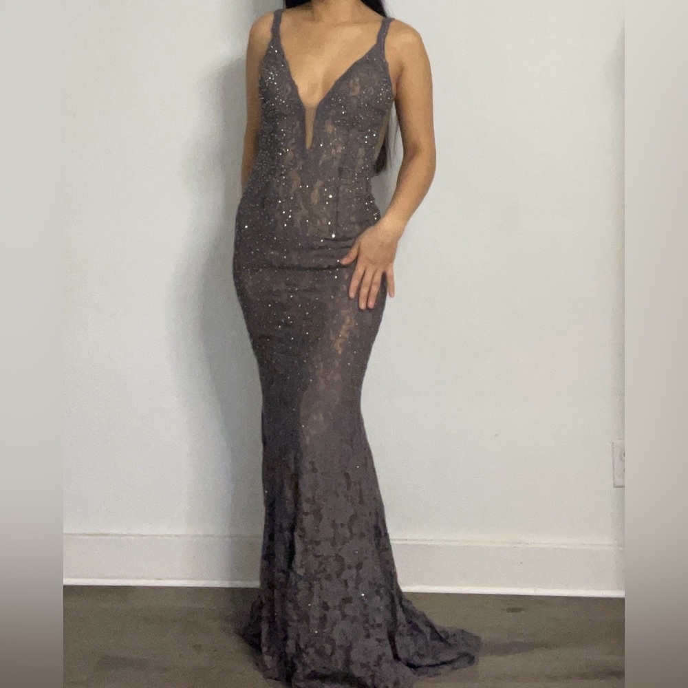 BEADED LACE FITTED SLEEVELESS GOWN BY JOVANI 48994